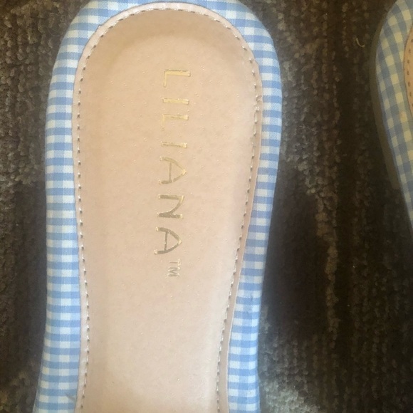 Liliana  women’s Sandals in Excellent Used Condition - Picture 4 of 6